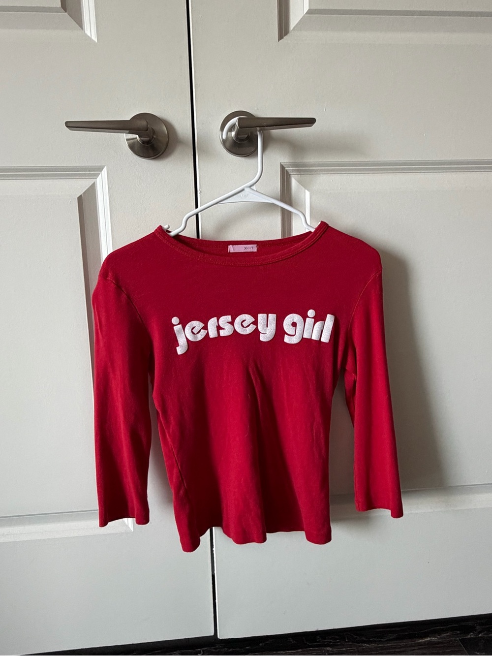 Women’s Fitted 'Jersey Girl' Red Long-Sleeve Shirt